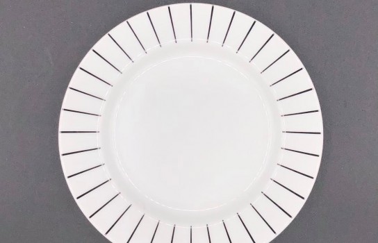 Black Stripe dinner plate                             
