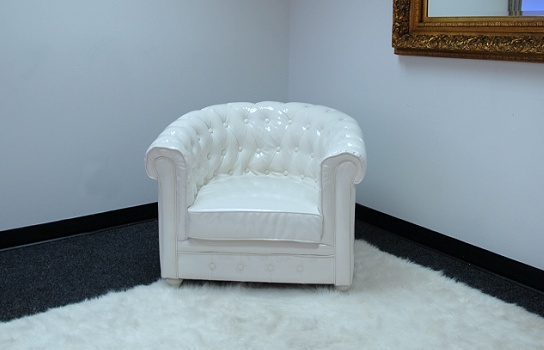 Duchess Sofa Chair White 36" x 32" x 28" (1 Seater)