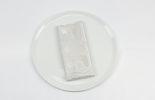 Napkin Satin Squares Scalloped Silver (12Pcs)