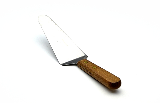 Cake Server Stainless Steel with Wood Handle Cake Server Stainless Steel with Wood Handle