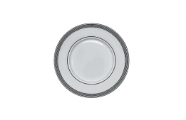 Entree Plate Pearl Black 8.75"