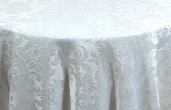 Tablecloth Damask White Scalloped 132" Round