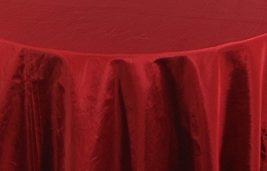 Tablecloth Red Moire 90" Round