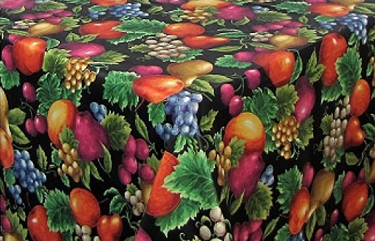 Tablecloth Noir Fruit Medley 90" Square