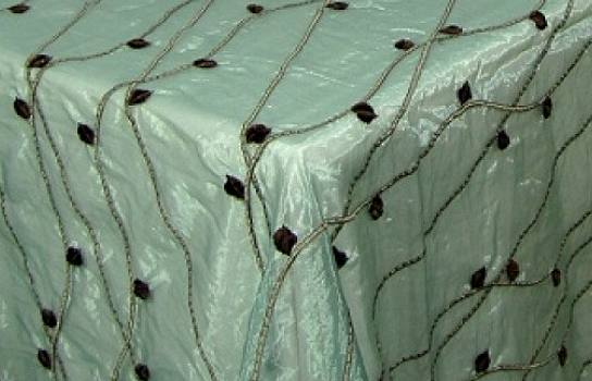 Tablecloth Organza Celedon Willow 90" Square